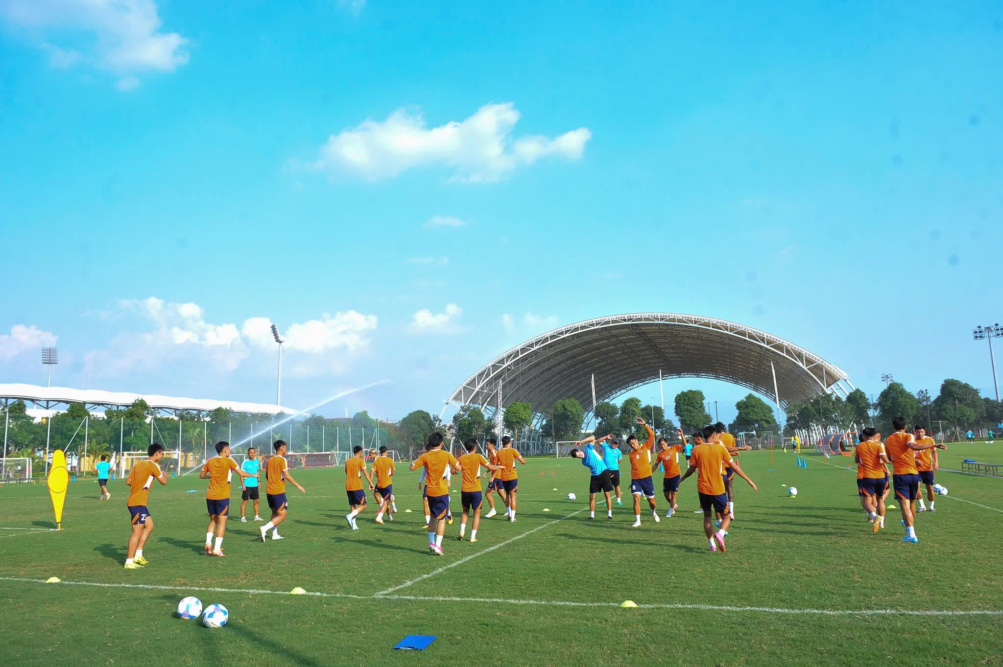 Hưng Yên FC chính thức ra mắt – Dấu mốc mới trong hành trình phát triển bóng đá chuyên nghiệp tại Hưng Yên