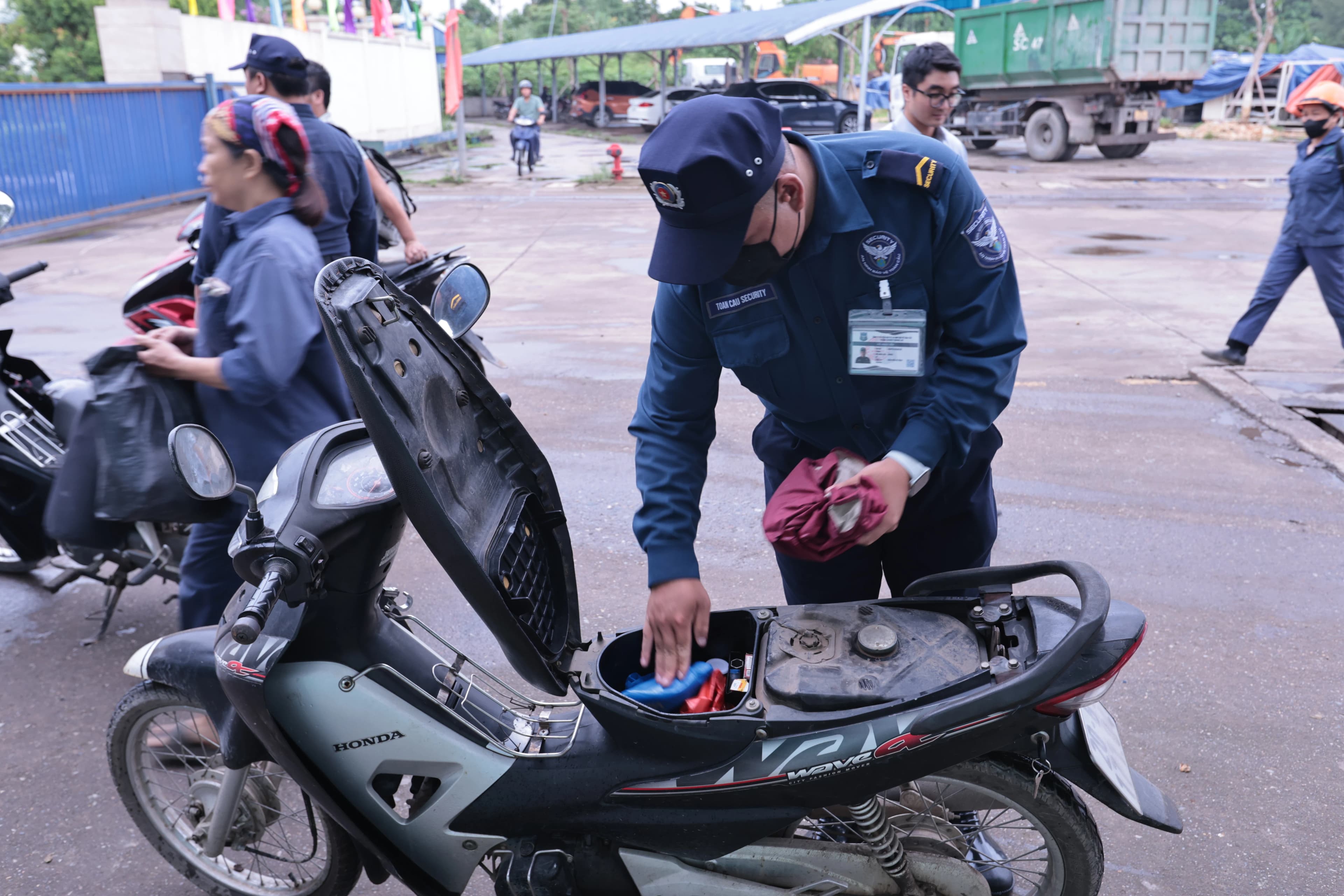 Bảo vệ tại chốt trực