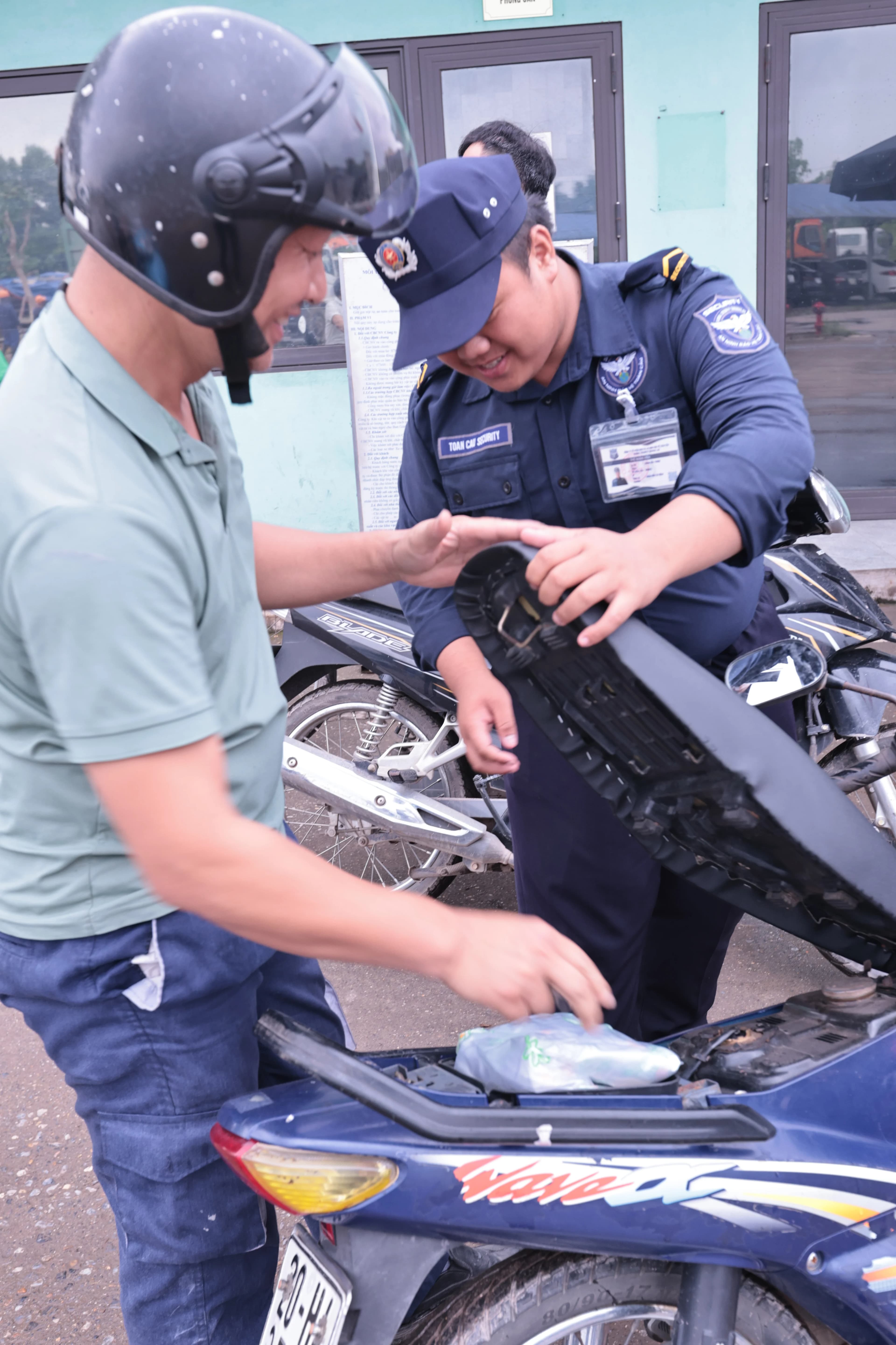 Nhà xưởng